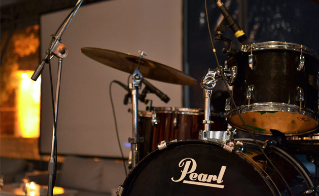 LIVE BANDS